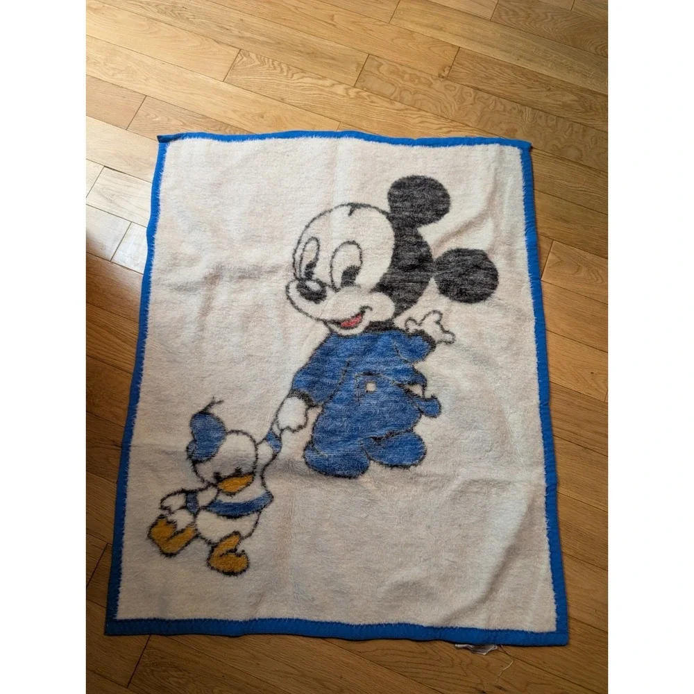 Vtg‎ 1984 Walt Disney MICKEY MOUSE DONALD DUCK Baby Blanket BIEDERLACK 37x27